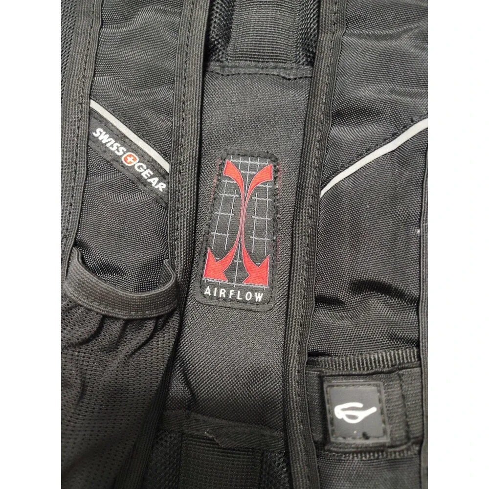 SwissGear 3180 Scansmart TSA 15 Laptop Backpack Black 19-Inch Mult Conv Features